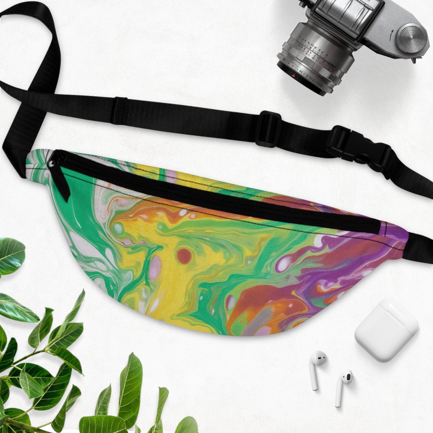 Vibrant Abstract Art Fanny Pack – Trendy and Functional Accessory for Festivals and Everyday Use